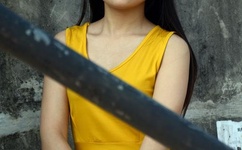 校花雪白大腿屈辱呻吟